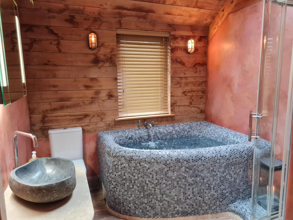 The Old Pottery, Unique Views & Spa-Like Bathroom Ashburton Exterior foto